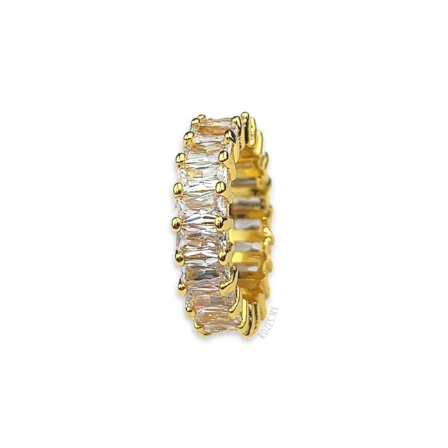 LEIA RING A’GALORE & CO.