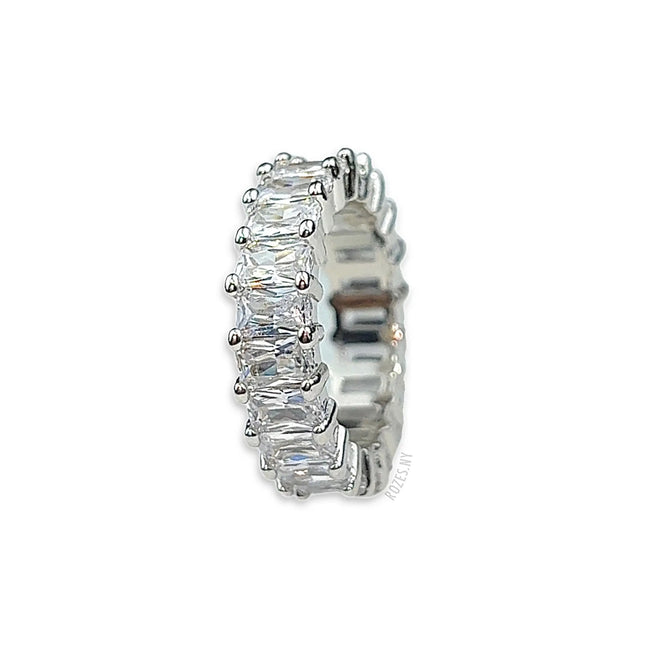 LEIA RING A’GALORE & CO.
